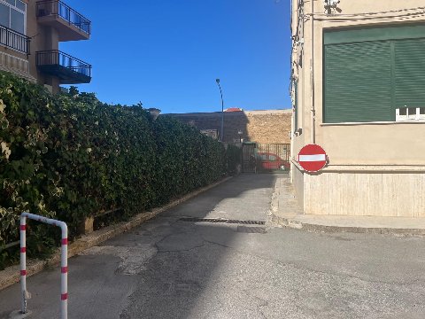 Appartamento in Vendita a Palermo Zisa