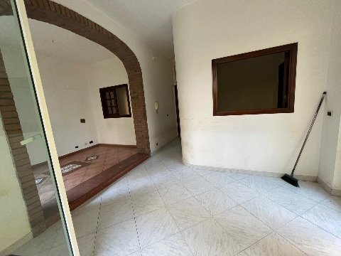 Appartamento in Vendita a Palermo Zisa