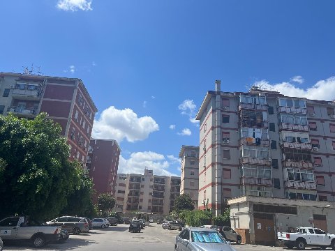 Appartamento in Vendita a Palermo Michelangelo