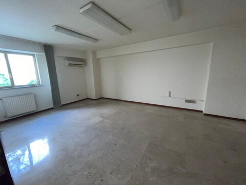 Ufficio in Vendita a Palermo Calatafimi - Villa Tasca