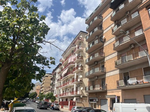 Appartamento in Vendita a Palermo Pitrè Bassa - Cappuccini