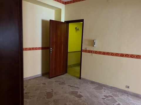 Palazzo / Edificio in Vendita a Balestrate (Palermo)