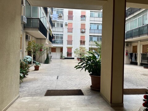 Appartamento in Vendita a Palermo calatafimi