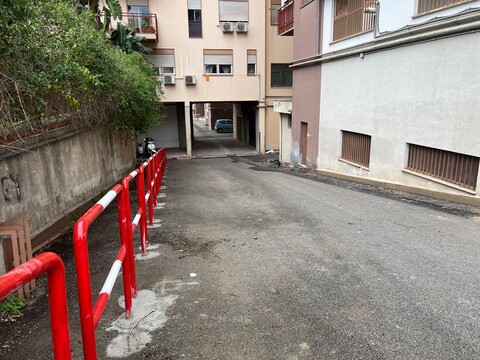 Garage / Posto auto in Vendita a Palermo calatafimi