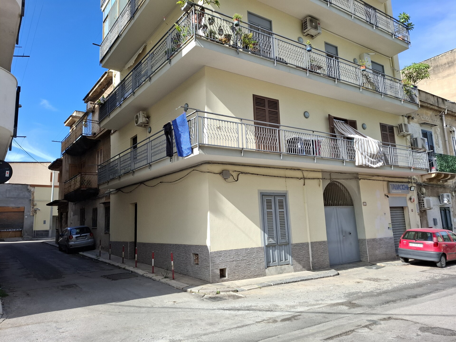 Appartamento in Vendita a Palermo Belmonte Chiavelli - Santa Maria Di Gesù