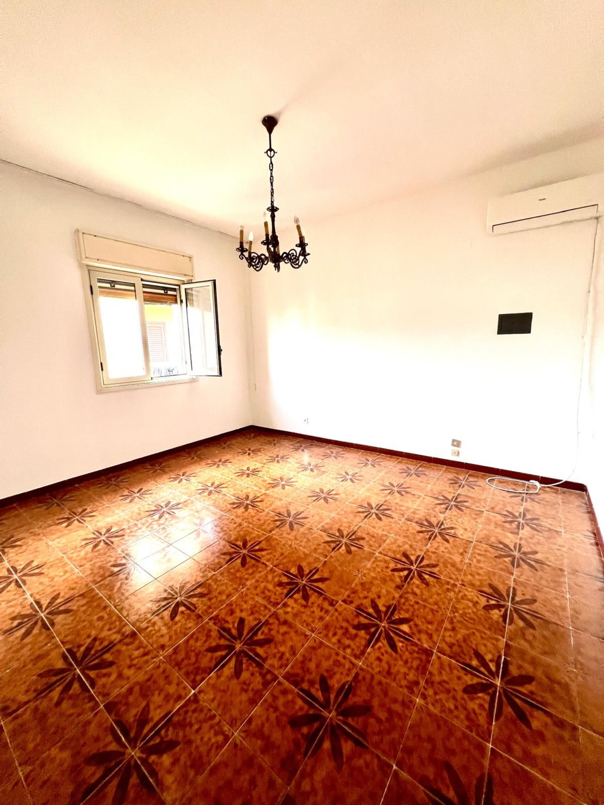Appartamento in Vendita a Palermo Partanna Mondello