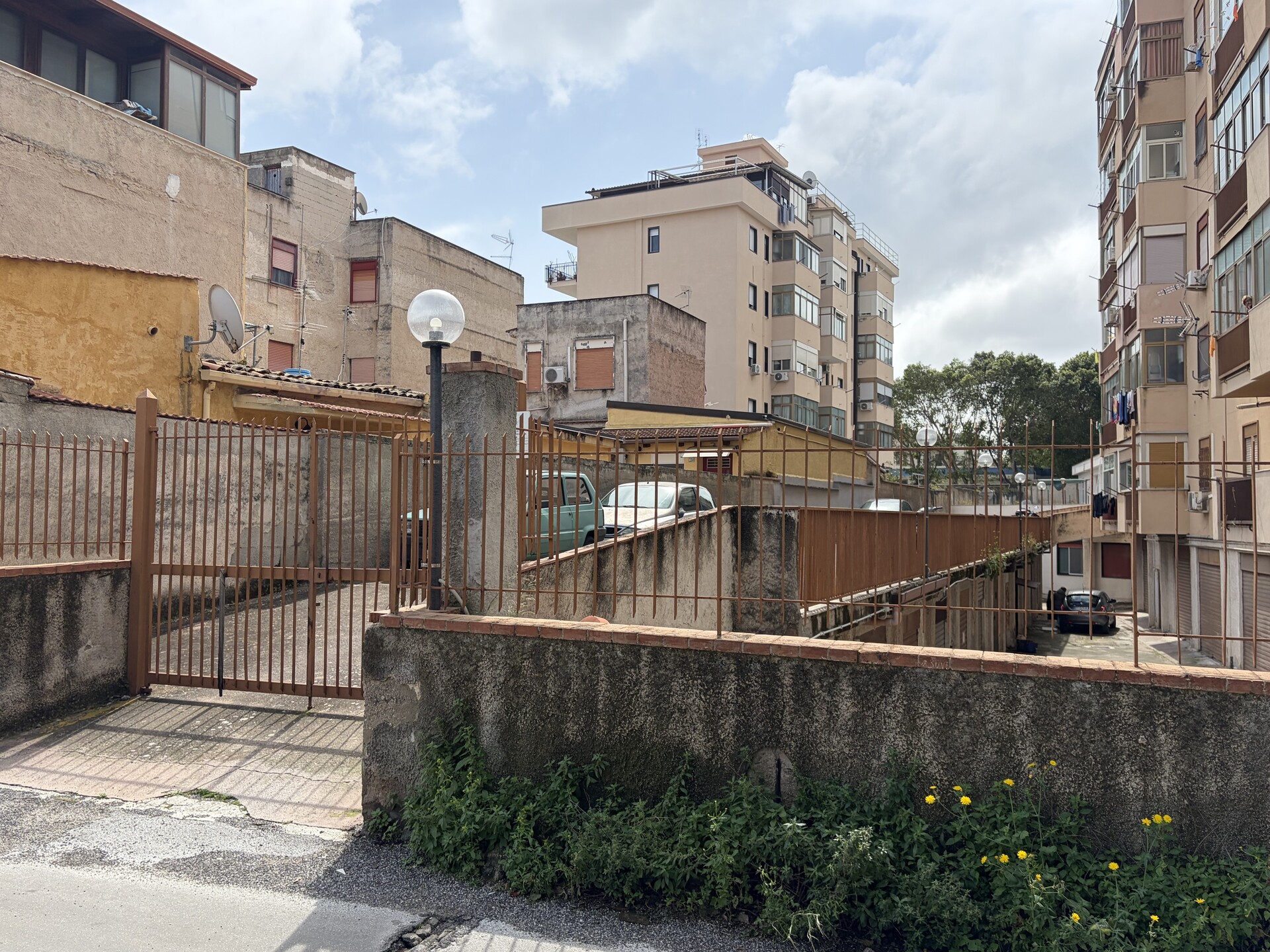 Appartamento in Vendita a Palermo Pallavicino