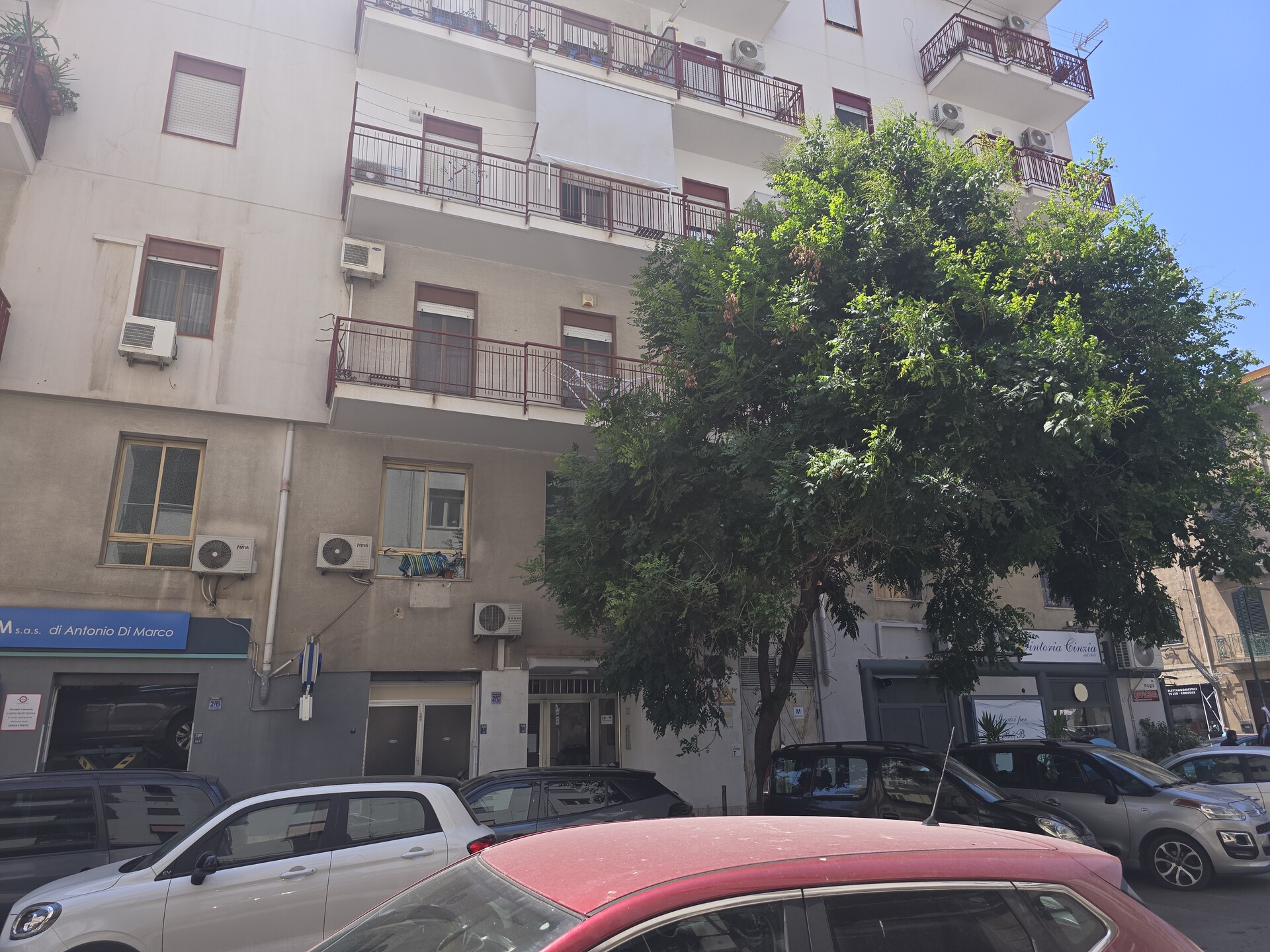 Ufficio in Vendita a Palermo Olivuzza - Tribunale