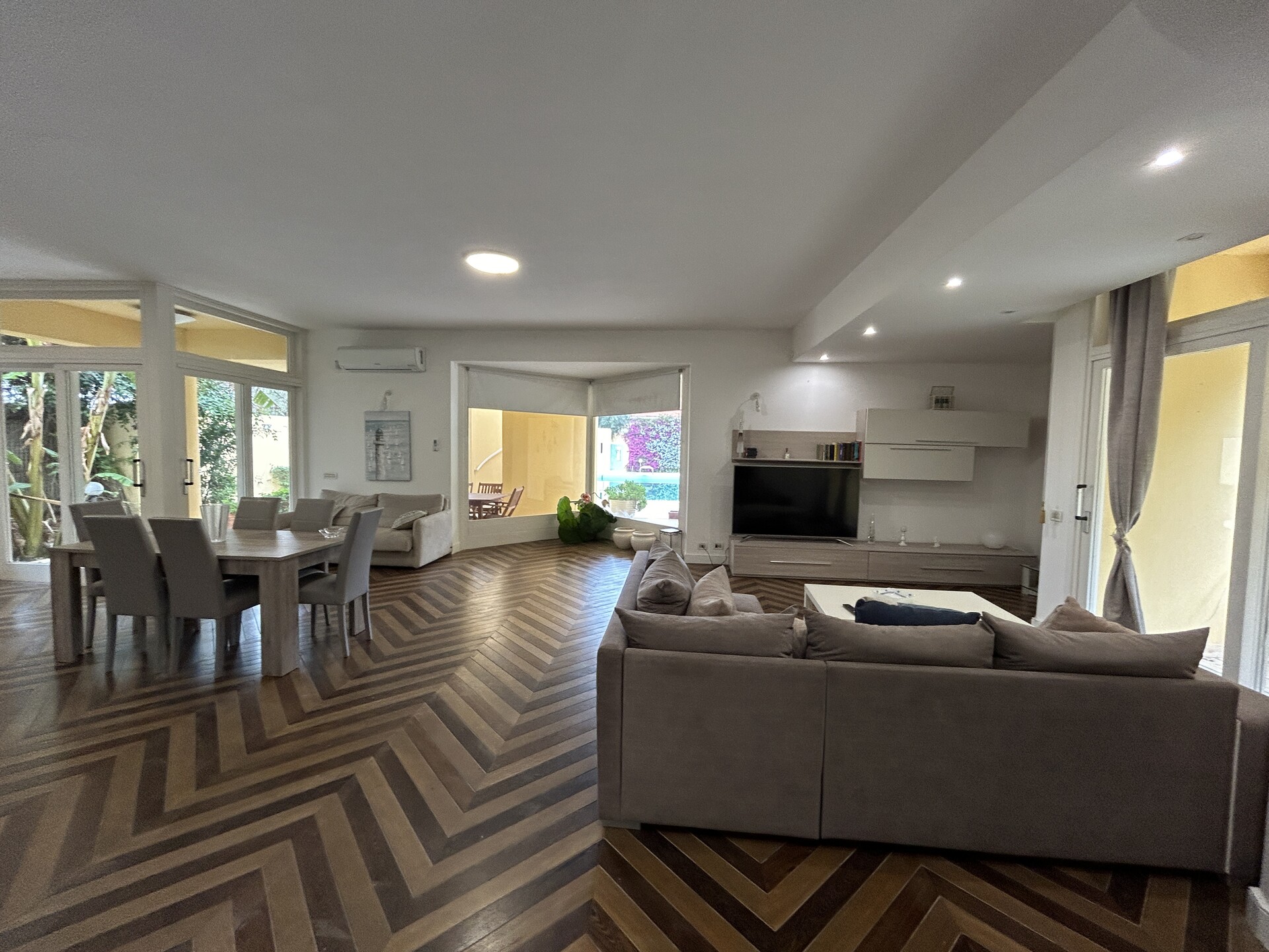 Villa in Vendita a Palermo Mondello - Valdesi