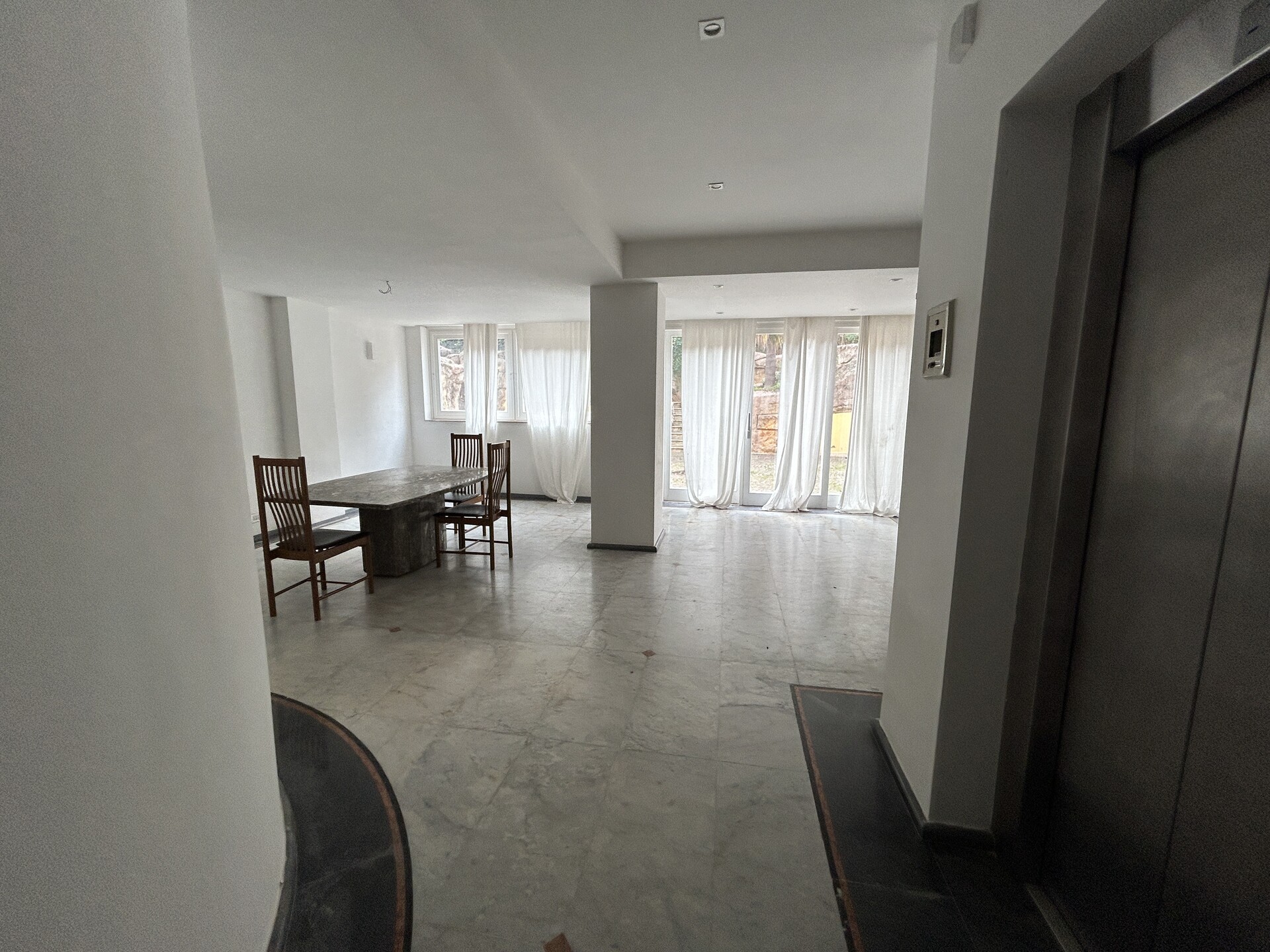 Villa in Vendita a Palermo Mondello - Valdesi