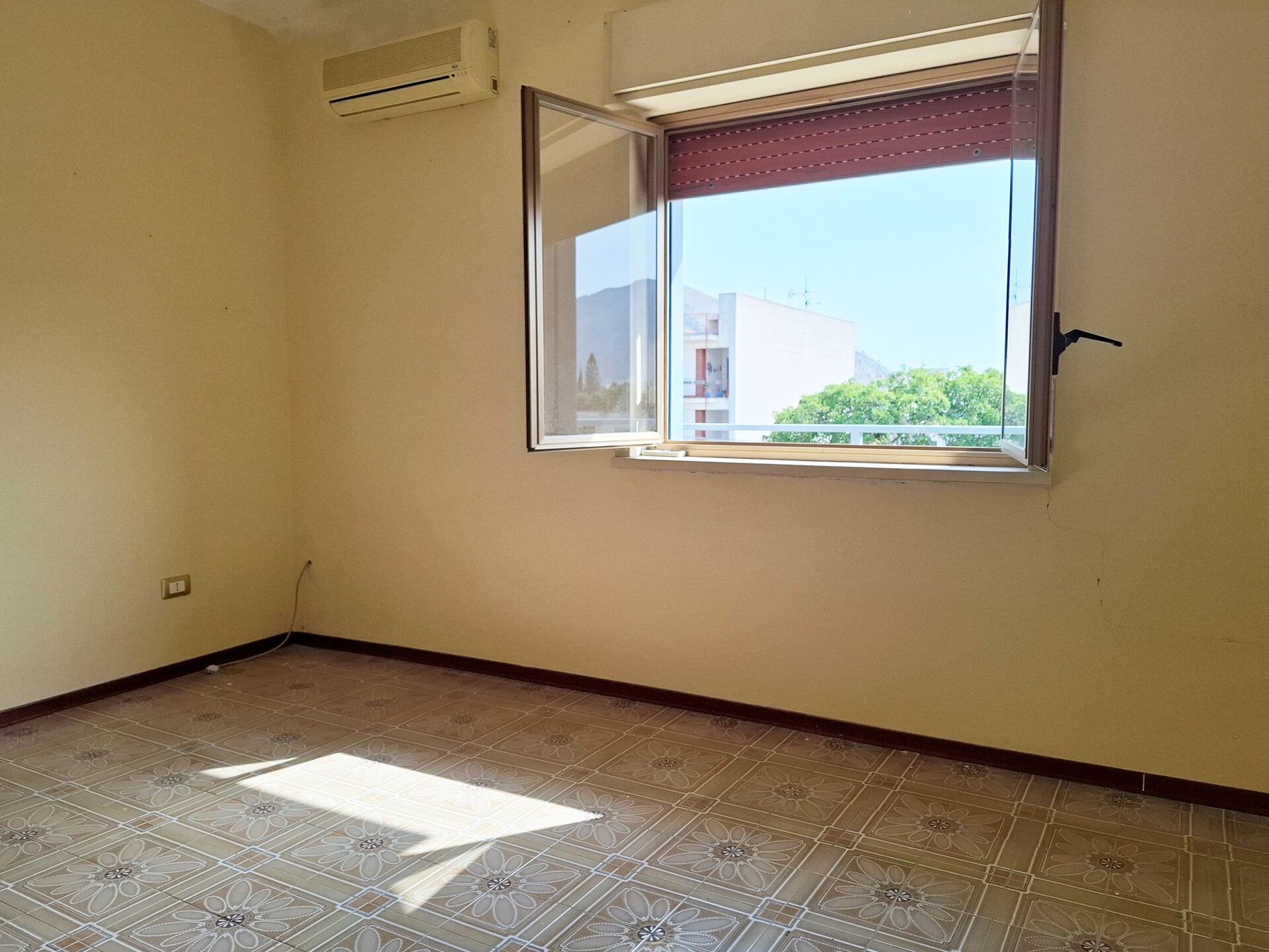 Appartamento in Vendita a Palermo Partanna Mondello