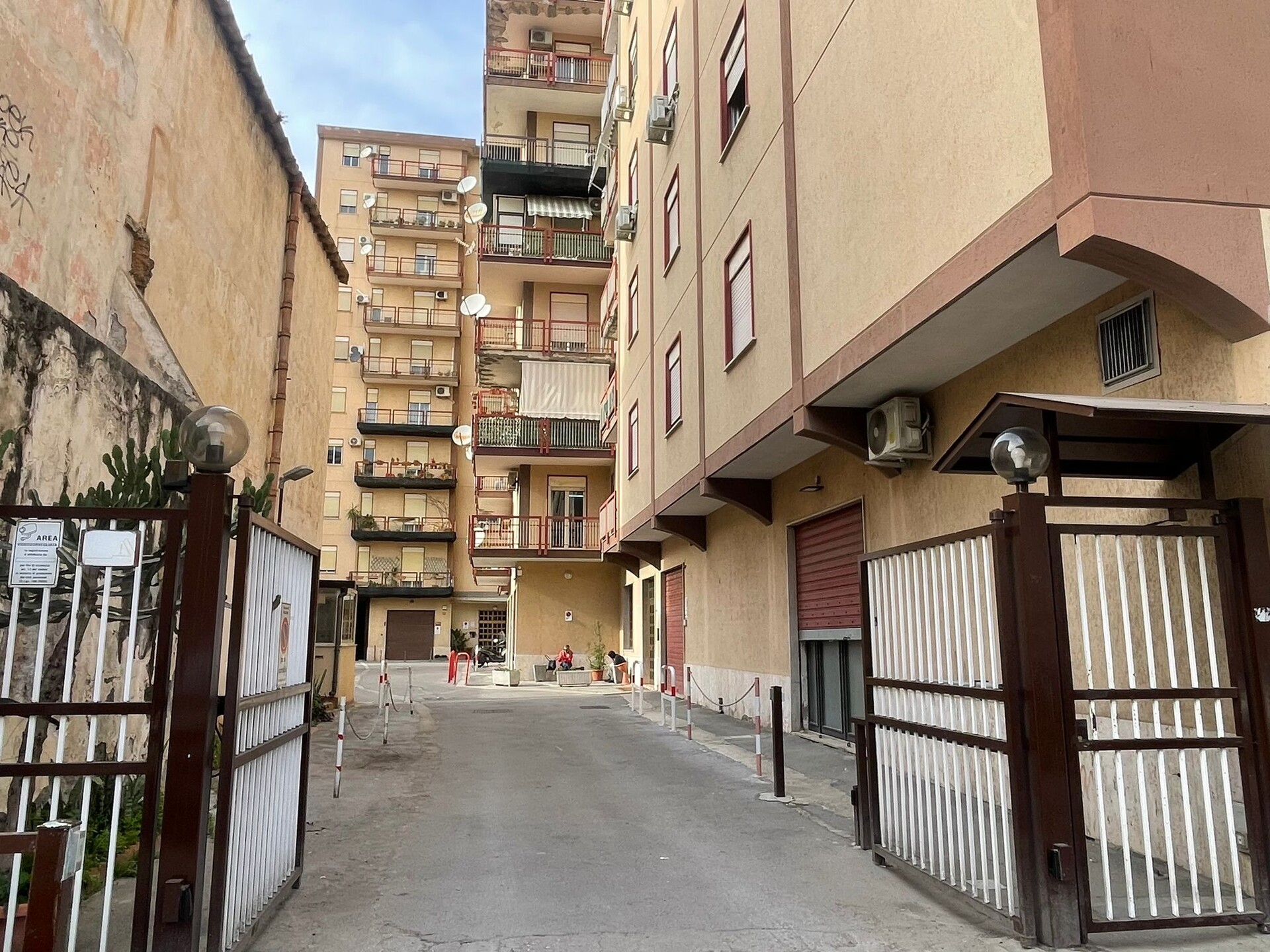 Appartamento in Vendita a Palermo Calatafimi bassa - P. Indipendanza