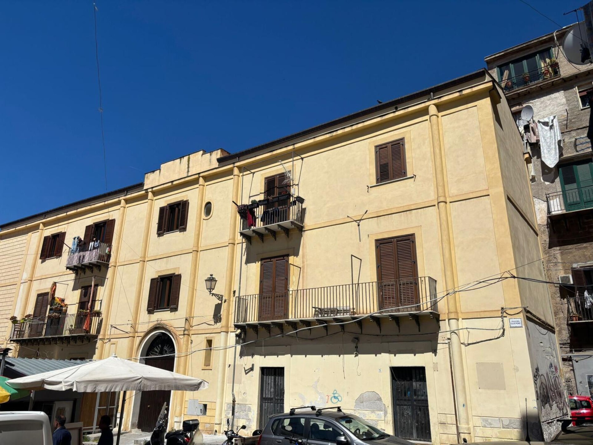 Appartamento in Vendita a Palermo Centro storico (Albergheria-Cattedrale)