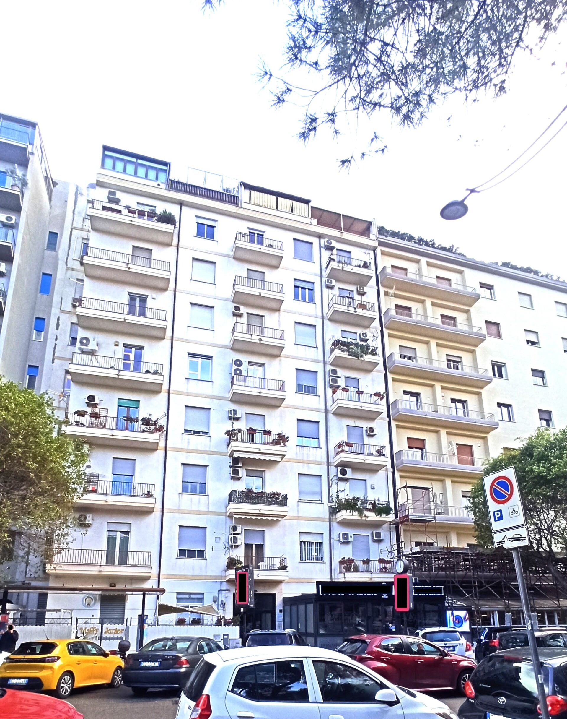 Locale commerciale in Vendita a Palermo Don Bosco - Sampolo - Villabianca