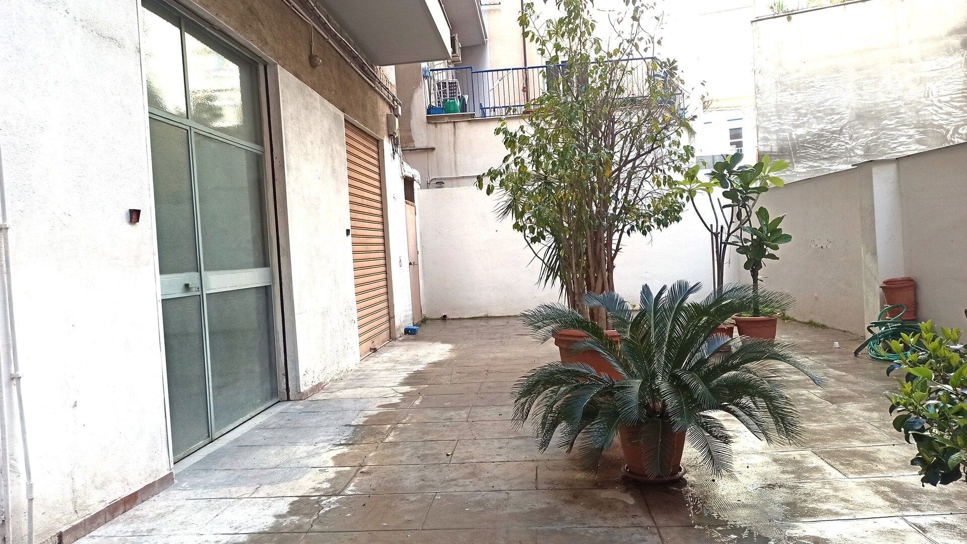 Locale commerciale in Vendita a Palermo Don Bosco - Sampolo - Villabianca