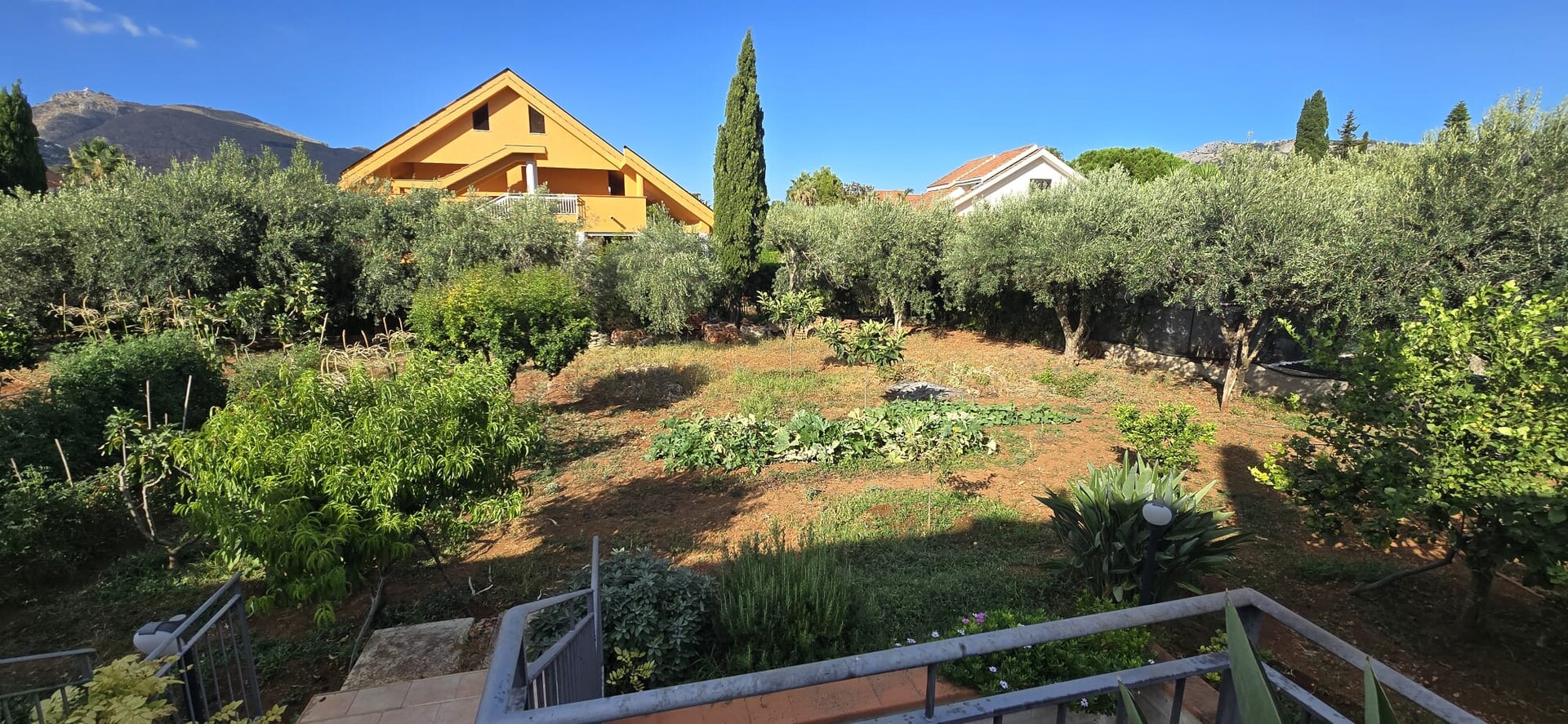 Villa in Vendita a Palermo Cardillo