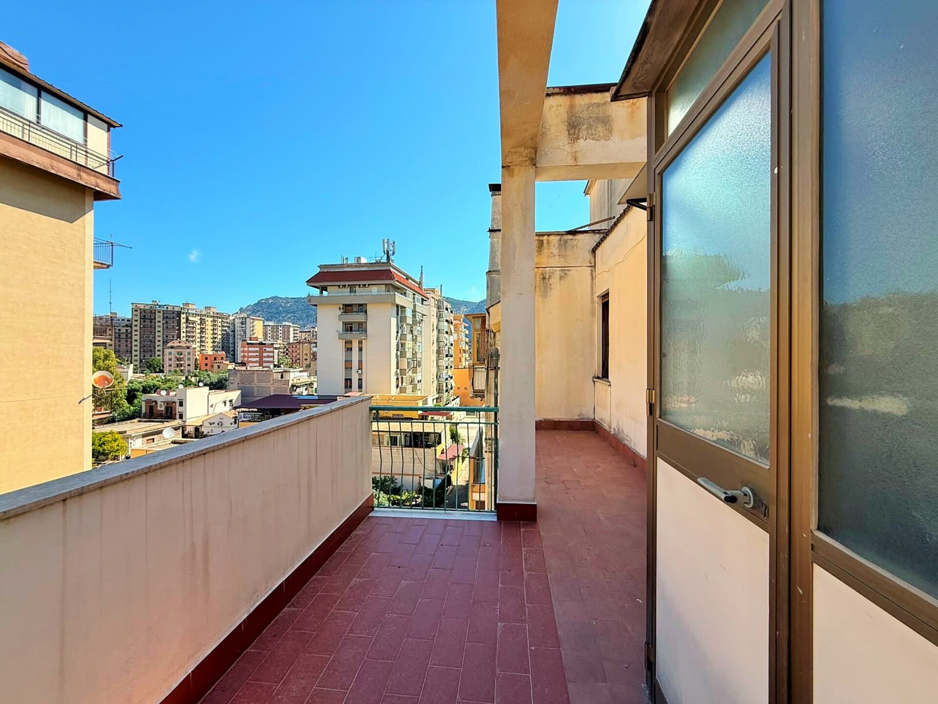 Attico in Vendita a Palermo Strasburgo Alta-San Lorenzo