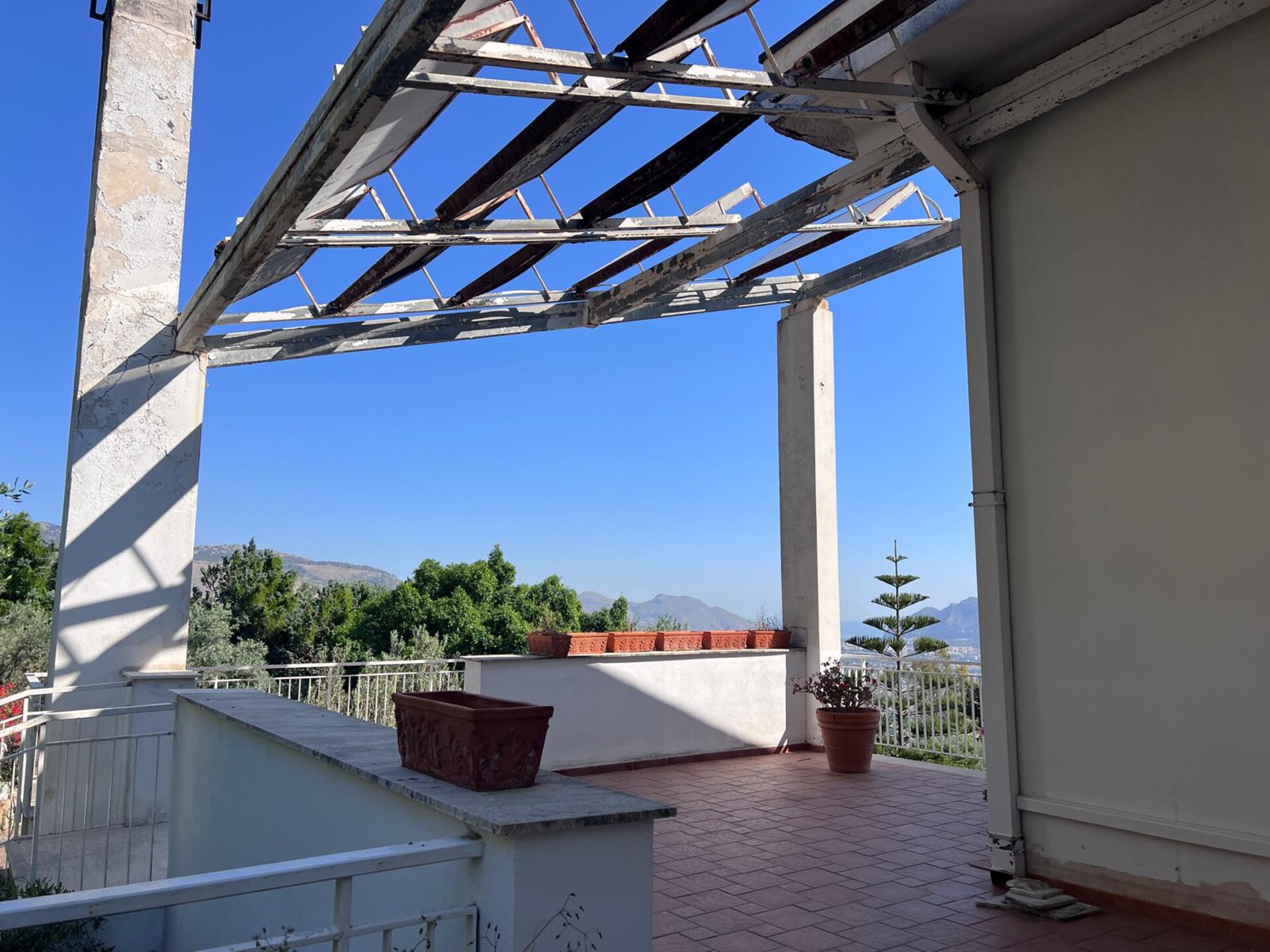 Villa in Vendita a Palermo Baida - San Isidoro
