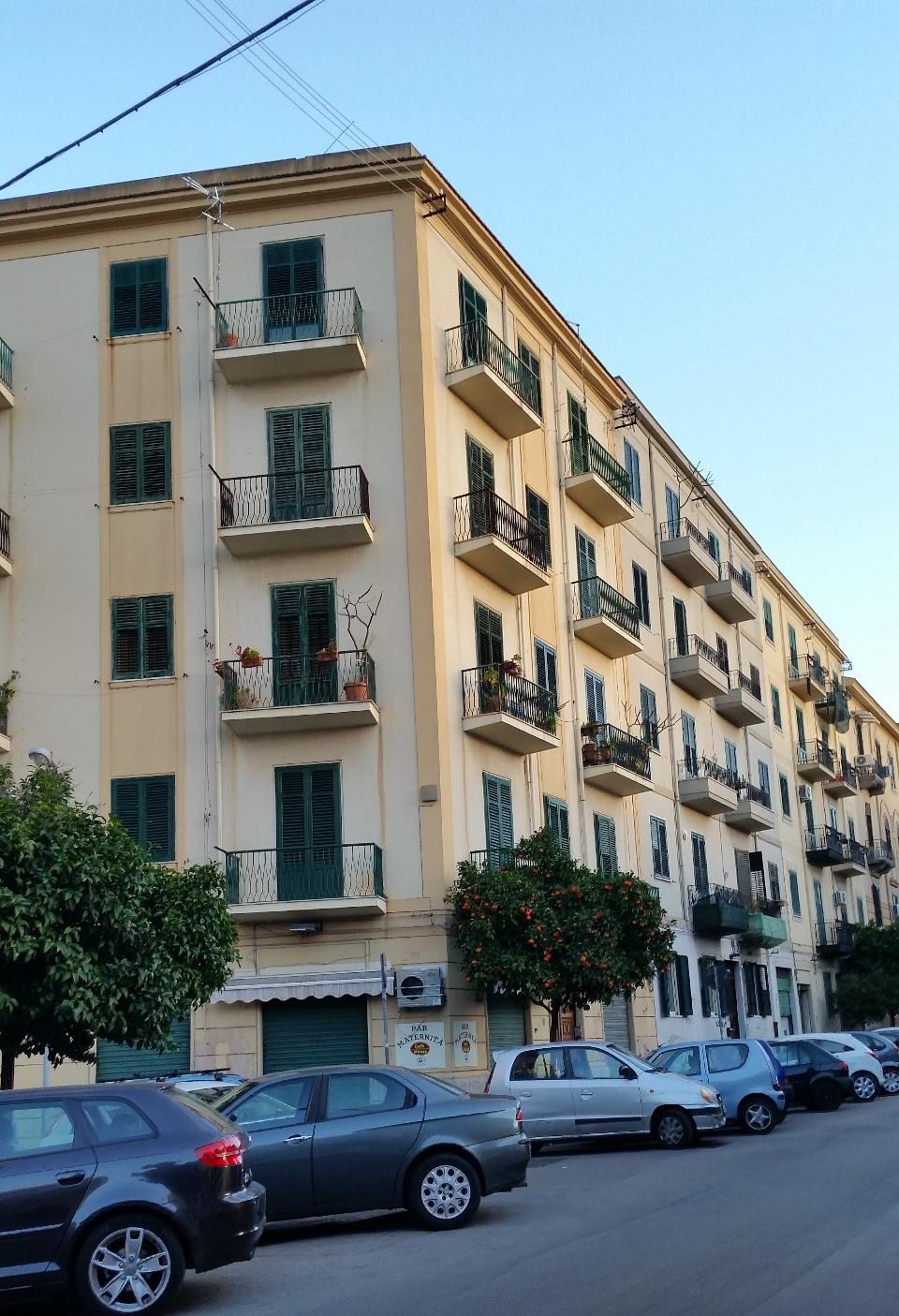 Negozio in Vendita a Palermo Noce - Parisio - Serradifalco - Perpignano bassa