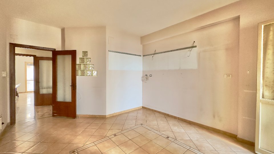 Appartamento in Vendita a Palermo Malaspina - Aurispa - Parlatore