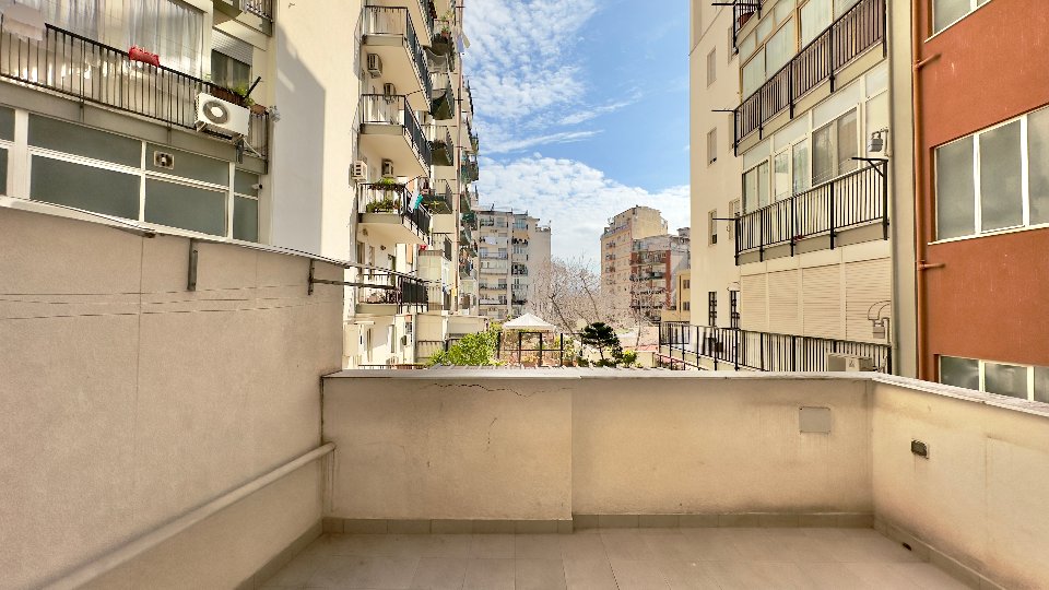 Appartamento in Vendita a Palermo Malaspina - Aurispa - Parlatore