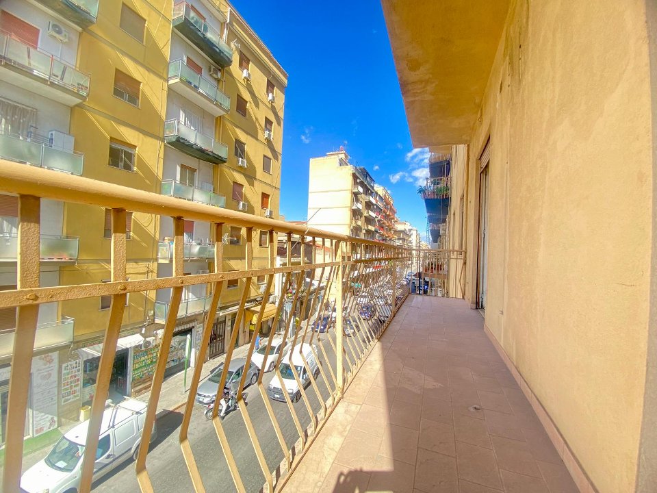 Appartamento in Vendita a Palermo C.so Tukory - Stazione - Oreto