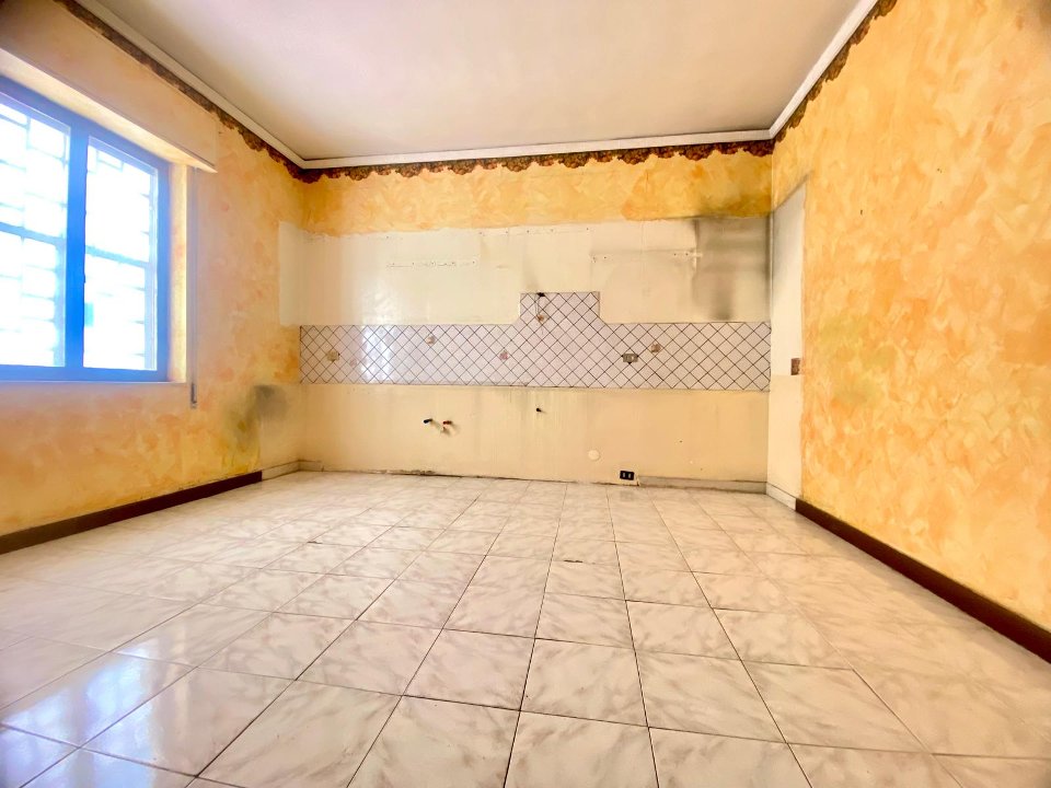 Appartamento in Vendita a Palermo C.so Tukory - Stazione - Oreto