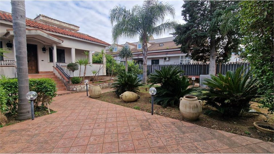 Villa in Vendita a Palermo Michelangelo - Cruillas