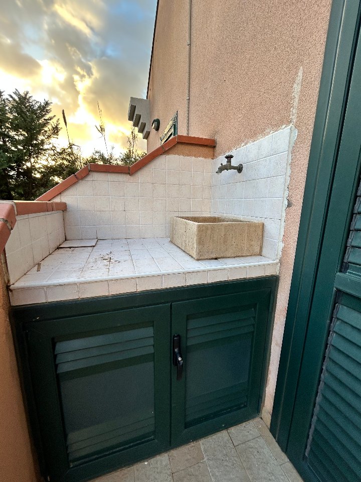 Villetta a schiera in Vendita a Campofelice di Roccella Campofelice di Roccella (Palermo)