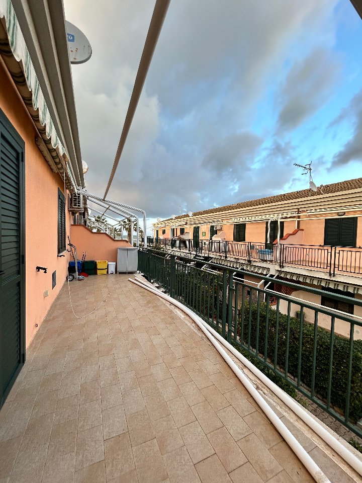 Villetta a schiera in Vendita a Campofelice di Roccella Campofelice di Roccella (Palermo)
