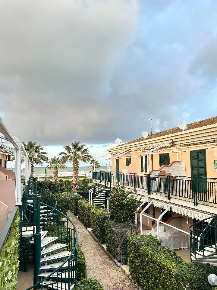 Villetta a schiera in Vendita a Campofelice di Roccella Campofelice di Roccella (Palermo)