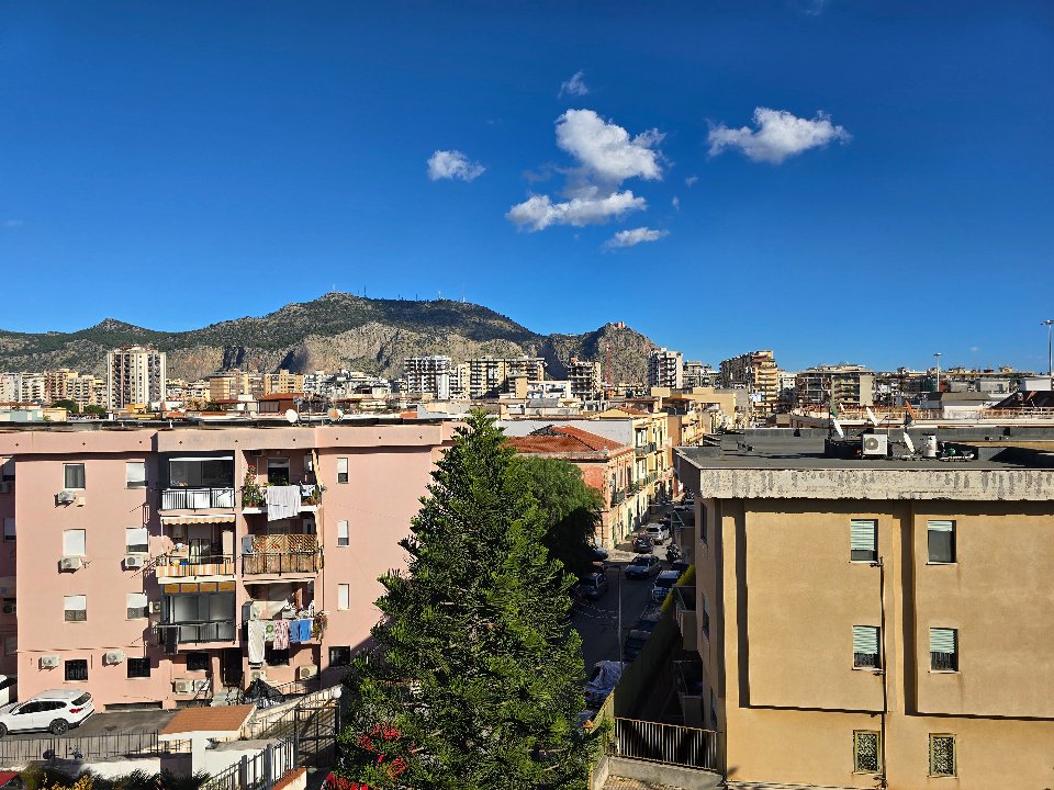 Appartamento in Vendita a Palermo Michelangelo - Cruillas
