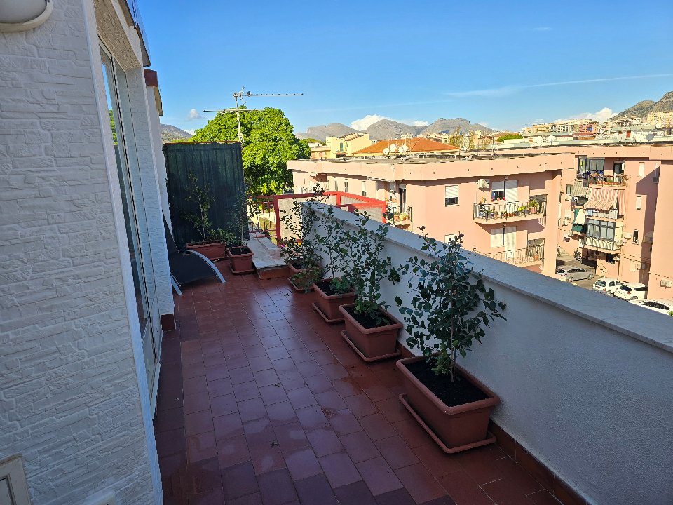 Appartamento in Vendita a Palermo Michelangelo - Cruillas