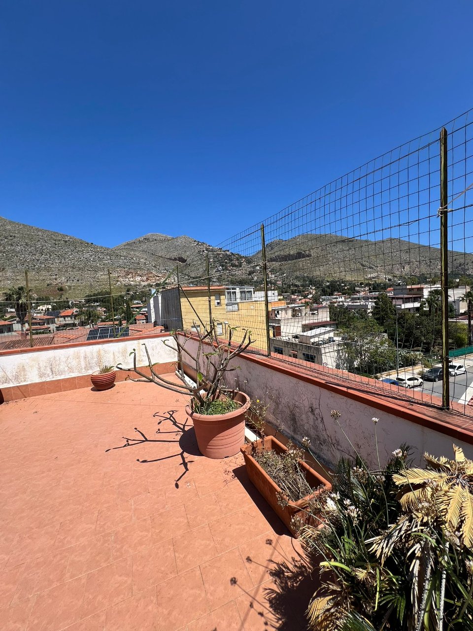 Appartamento in Vendita a Palermo Partanna Mondello