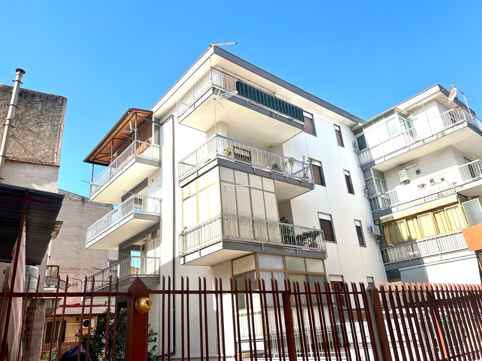 Appartamento in Vendita a Palermo Villagrazia