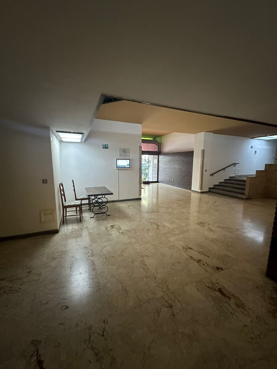 Appartamento in Vendita a Palermo Fiera - Montepellegrino - Cantieri