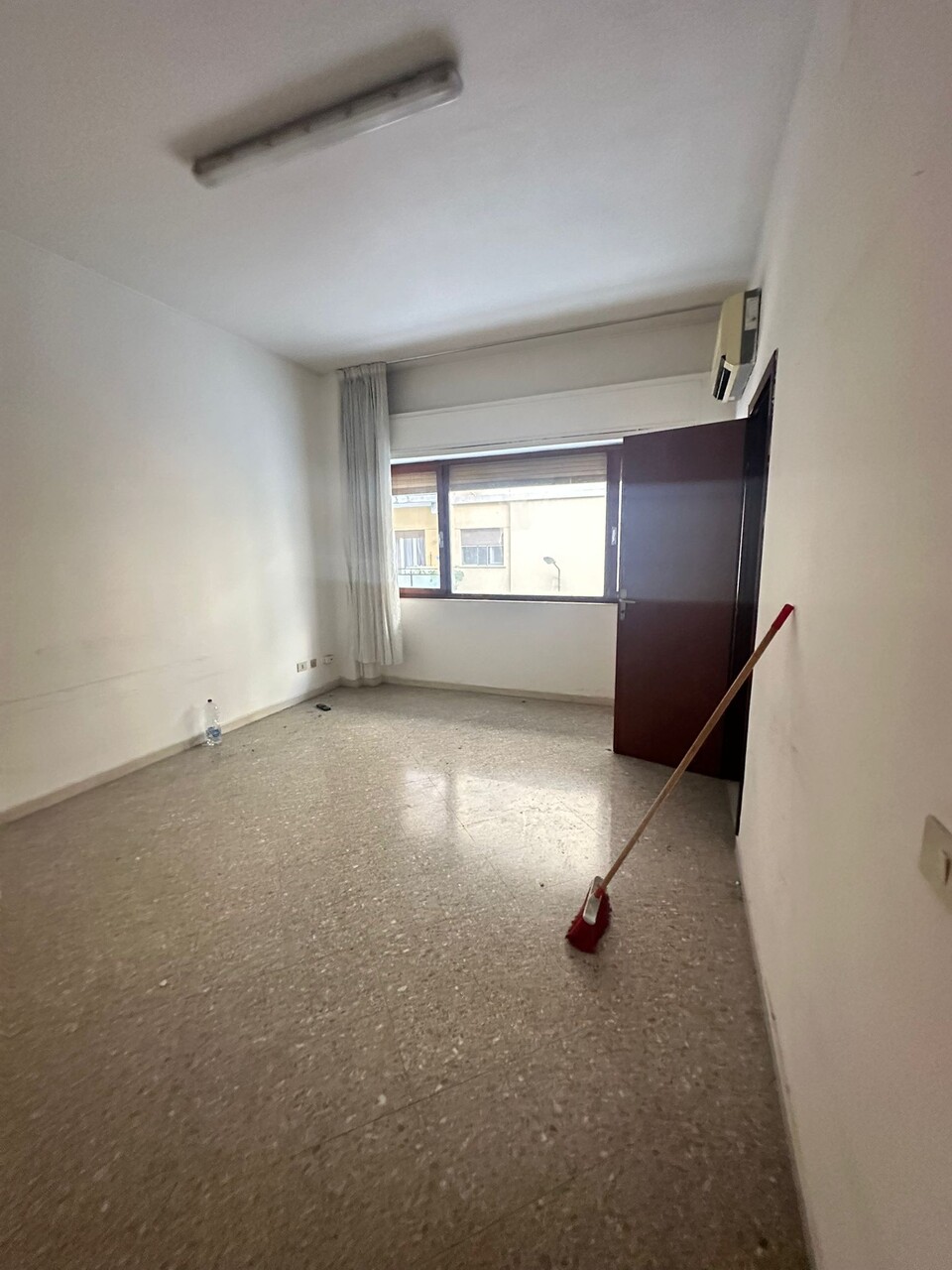 Appartamento in Vendita a Palermo Fiera - Montepellegrino - Cantieri