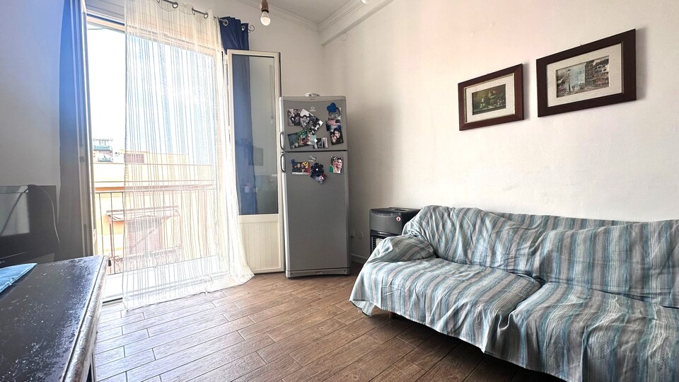 Appartamento in Vendita a Palermo Fiera - Montepellegrino - Cantieri