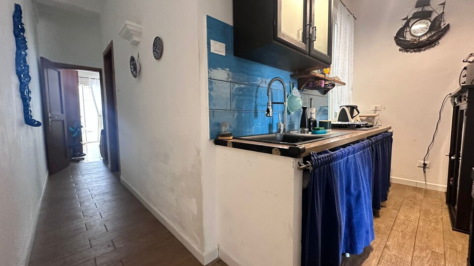 Appartamento in Vendita a Palermo Fiera - Montepellegrino - Cantieri