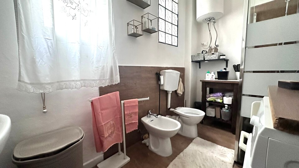 Appartamento in Vendita a Palermo Fiera - Montepellegrino - Cantieri