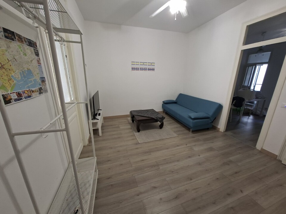 Appartamento in Vendita a Palermo C.so Tukory - Stazione - Oreto