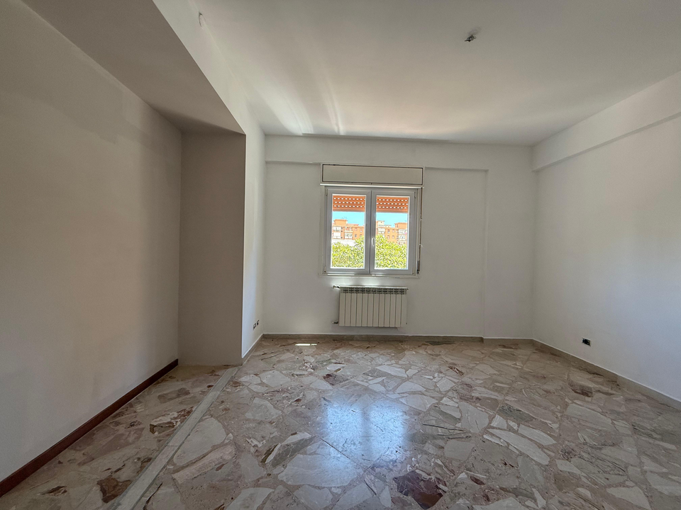 Appartamento in Vendita a Palermo Fiera - Montepellegrino - Cantieri