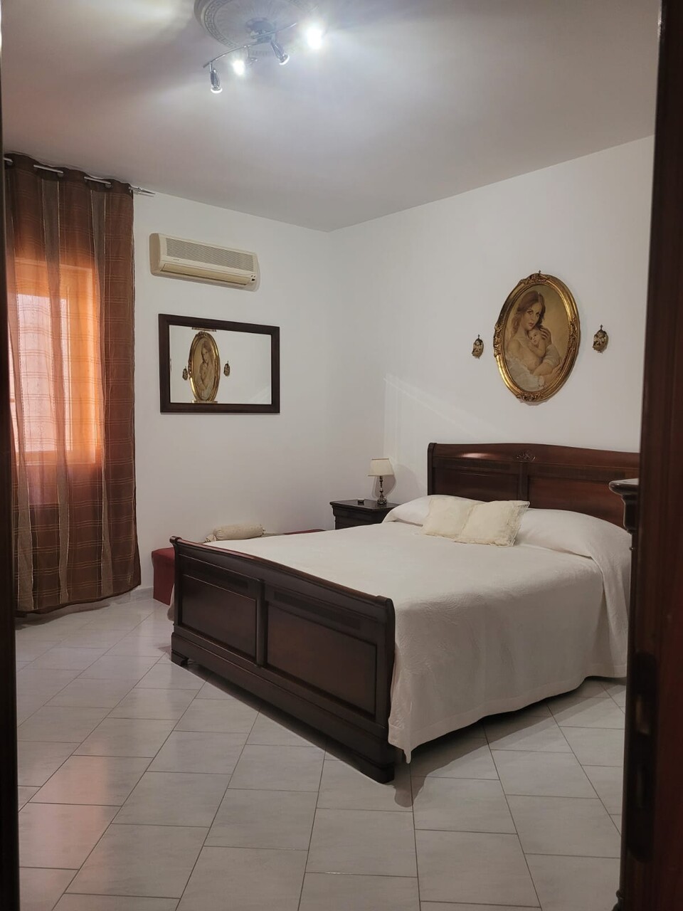 Appartamento in Vendita a Palermo Partanna Mondello