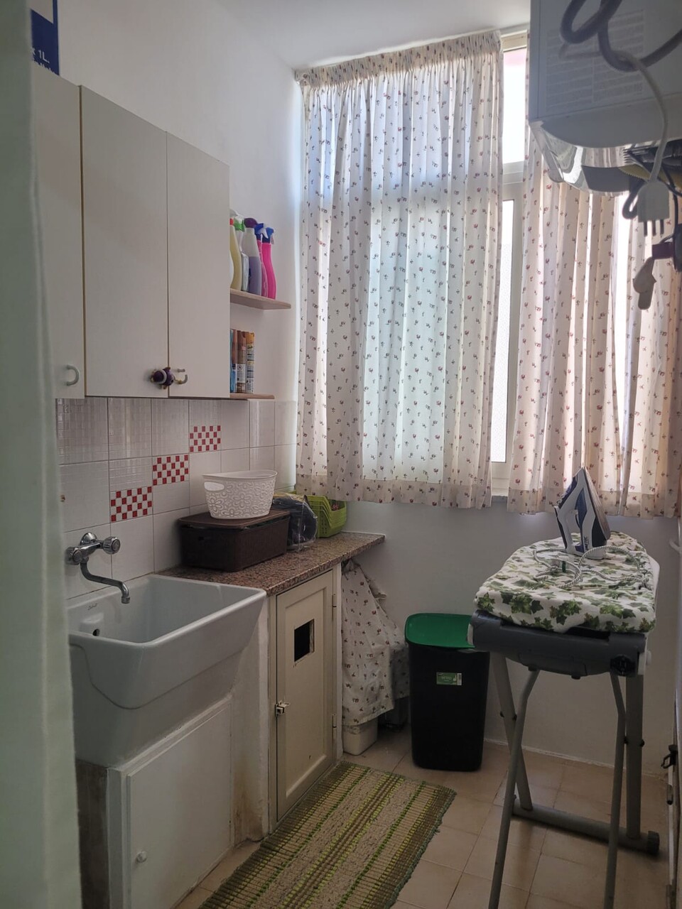 Appartamento in Vendita a Palermo Partanna Mondello