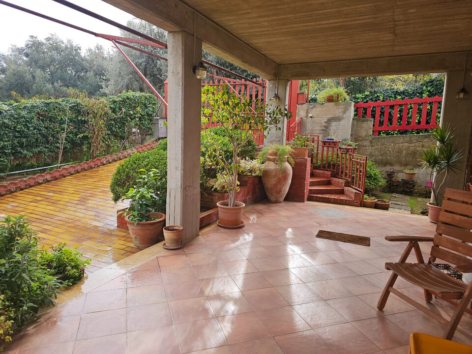 Villa bifamiliare in Vendita a Palermo Baida - San Isidoro