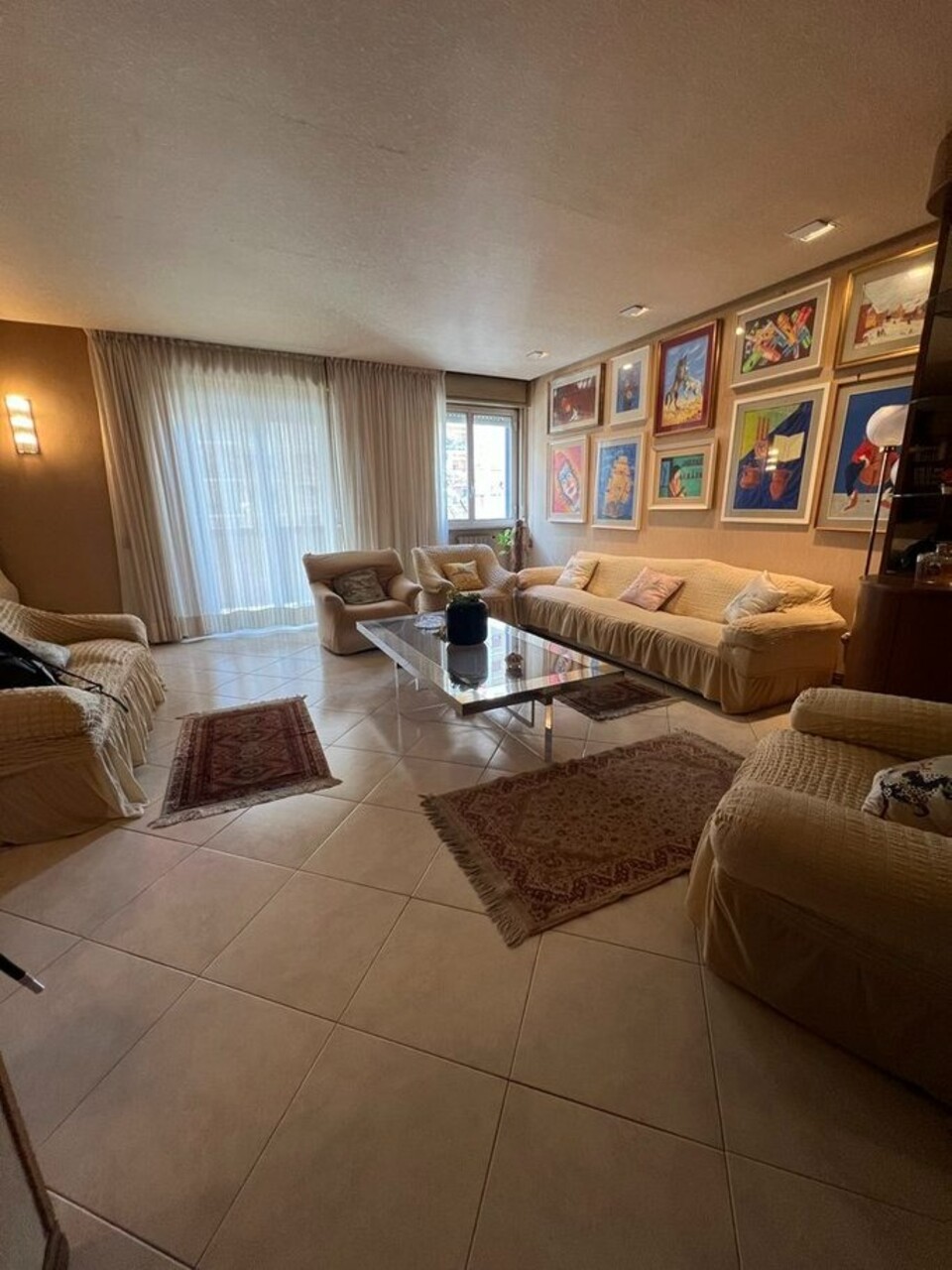 Appartamento in Vendita a Palermo Fiera - Montepellegrino - Cantieri