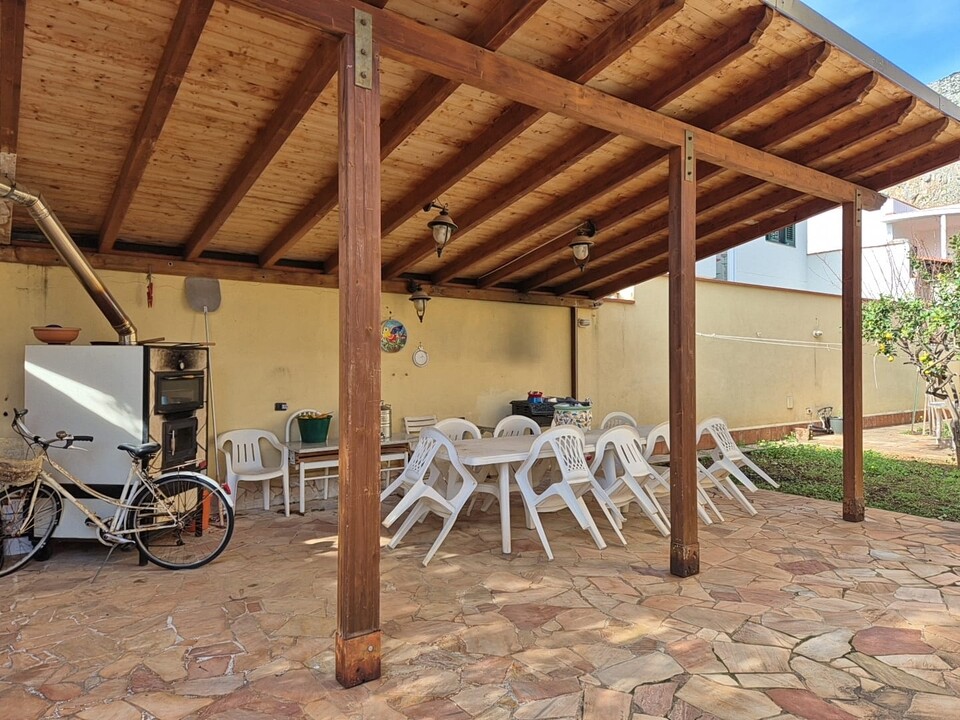 Villa in Vendita a Palermo Mondello - Galatea