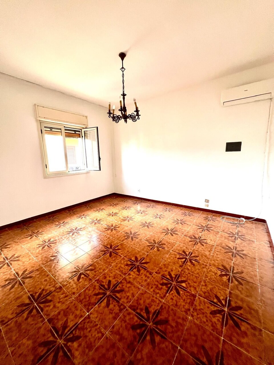 Appartamento in Vendita a Palermo Partanna Mondello