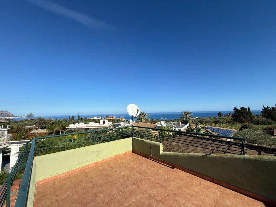 Villa in Vendita a Altavilla Milicia (Palermo)