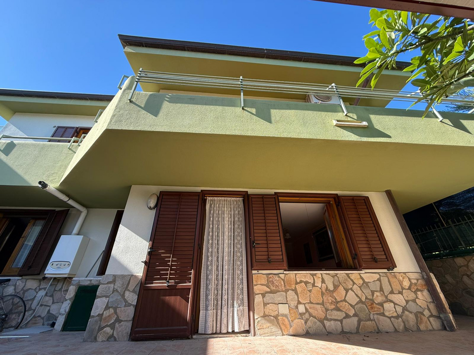 Villa in Vendita a Altavilla Milicia (Palermo)